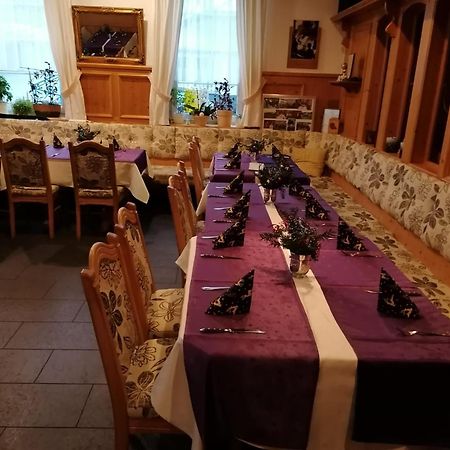 Gasthaus Zipp Asslar Extérieur photo
